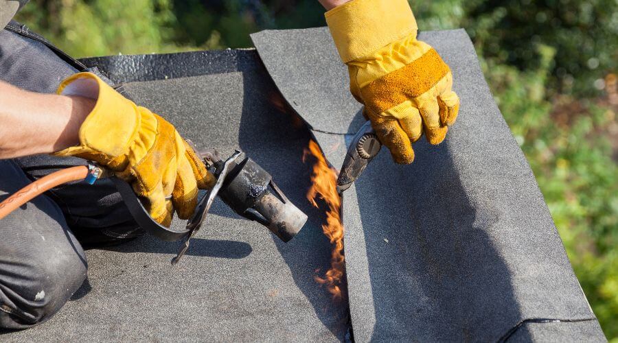 Professional New roof installation in Cantril, IA